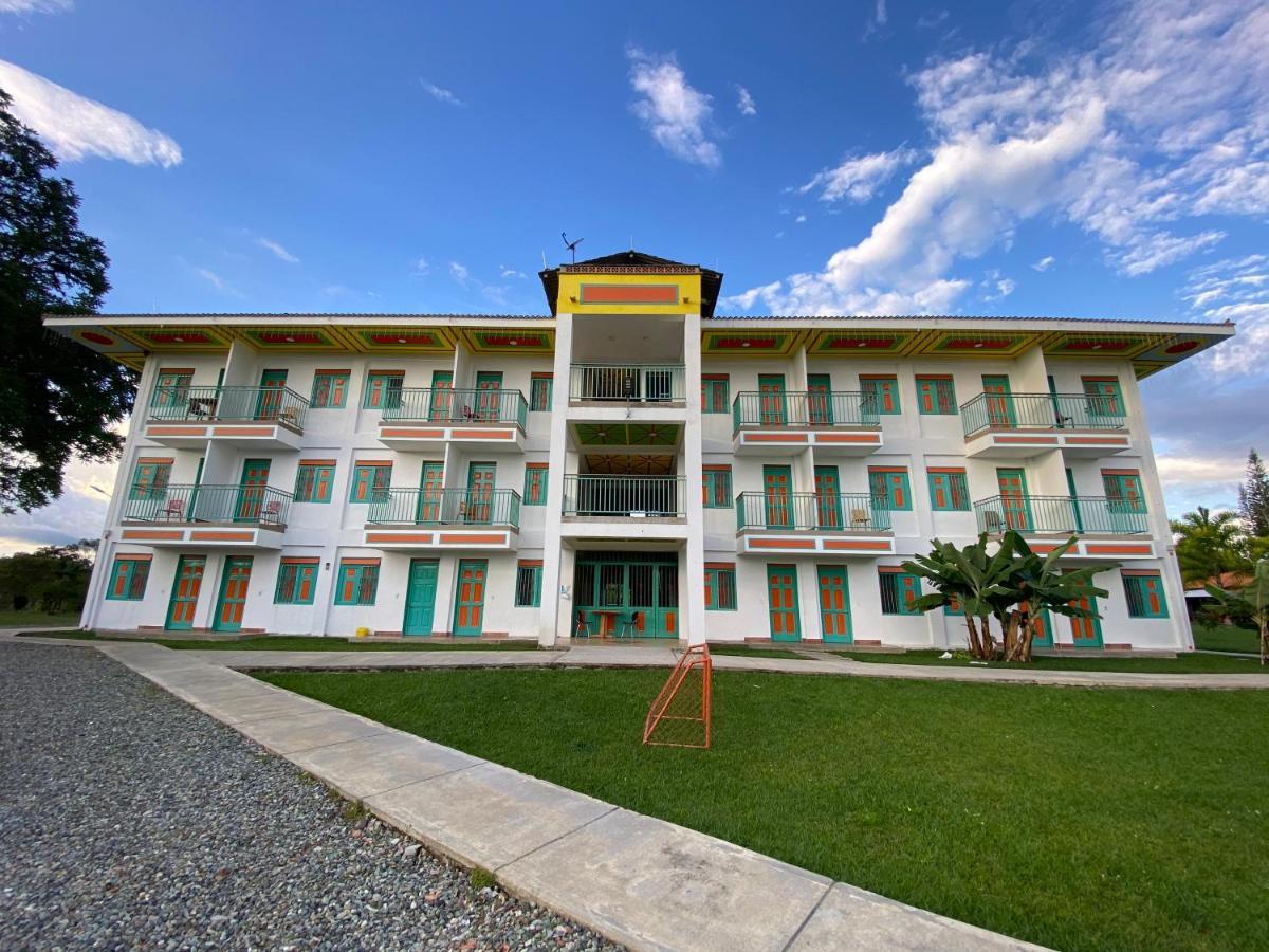 Hotel Campestre Paraiso Cafetero Montenegro Exterior photo